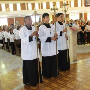 Celebrações, nas igrejas, acolhem novos párocos e reforçam compromisso com a comunidade católica de Santa Vitória (71) Celebrações, nas igrejas, acolhem novos párocos e reforçam compromisso com a comunidade católica de Santa Vitória (71)