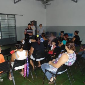 Equipe do CRAS realiza reunião do Bolsa Família no Bairro Vila Rica e no distrito de Chaveslândia (2) Equipe do CRAS realiza reunião do Bolsa Família no Bairro Vila Rica e no distrito de Chaveslândia (2)