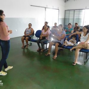 Equipe do CRAS realiza reunião do Bolsa Família no Bairro Vila Rica e no distrito de Chaveslândia (5) Equipe do CRAS realiza reunião do Bolsa Família no Bairro Vila Rica e no distrito de Chaveslândia (5)