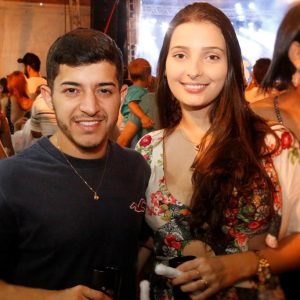 Foliões aproveitam o terceiro dia do Carnaval Santa Vitória 2018 (4) Foliões aproveitam o terceiro dia do Carnaval Santa Vitória 2018 (4)