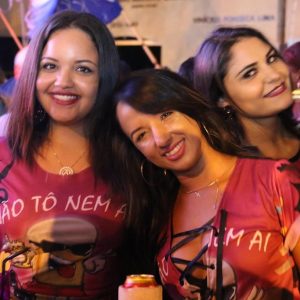 Foliões aproveitam o terceiro dia do Carnaval Santa Vitória 2018 (42) Foliões aproveitam o terceiro dia do Carnaval Santa Vitória 2018 (42)