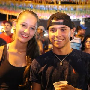 Foliões aproveitam o terceiro dia do Carnaval Santa Vitória 2018 (66) Foliões aproveitam o terceiro dia do Carnaval Santa Vitória 2018 (66)