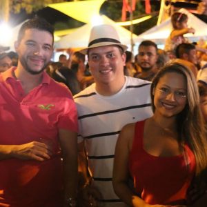 Foliões aproveitam o terceiro dia do Carnaval Santa Vitória 2018 (79) Foliões aproveitam o terceiro dia do Carnaval Santa Vitória 2018 (79)
