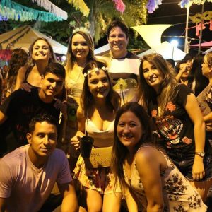 Foliões aproveitam o terceiro dia do Carnaval Santa Vitória 2018 (88) Foliões aproveitam o terceiro dia do Carnaval Santa Vitória 2018 (88)