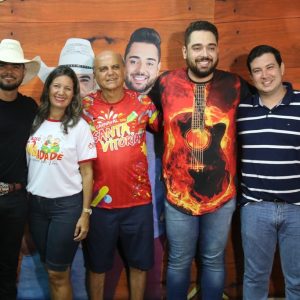 Foliões aproveitam o terceiro dia do Carnaval Santa Vitória 2018 (93) Foliões aproveitam o terceiro dia do Carnaval Santa Vitória 2018 (93)