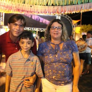 Os Influentes encerram o Carnaval Santa Vitória 2018 com mistura de ritmos (22) Os Influentes encerram o Carnaval Santa Vitória 2018 com mistura de ritmos (22)