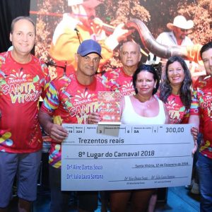 Os Influentes encerram o Carnaval Santa Vitória 2018 com mistura de ritmos (40) Os Influentes encerram o Carnaval Santa Vitória 2018 com mistura de ritmos (40)