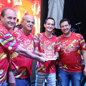 Os Influentes encerram o Carnaval Santa Vitória 2018 com mistura de ritmos (51) Os Influentes encerram o Carnaval Santa Vitória 2018 com mistura de ritmos (51)