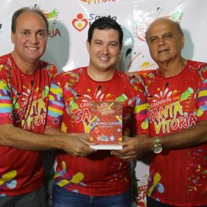 Os Influentes encerram o Carnaval Santa Vitória 2018 com mistura de ritmos (56) Os Influentes encerram o Carnaval Santa Vitória 2018 com mistura de ritmos (56)