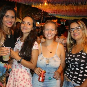 Os Influentes encerram o Carnaval Santa Vitória 2018 com mistura de ritmos (86) Os Influentes encerram o Carnaval Santa Vitória 2018 com mistura de ritmos (86)
