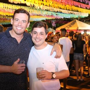 Praça lotada no primeiro dia do Carnaval Santa Vitória 2018 (120) Praça lotada no primeiro dia do Carnaval Santa Vitória 2018 (120)