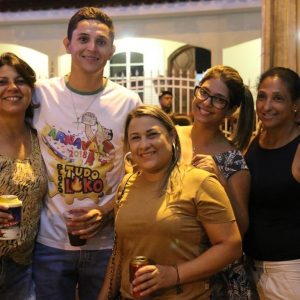 Praça lotada no primeiro dia do Carnaval Santa Vitória 2018 (122) Praça lotada no primeiro dia do Carnaval Santa Vitória 2018 (122)