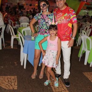 Praça lotada no primeiro dia do Carnaval Santa Vitória 2018 (26) Praça lotada no primeiro dia do Carnaval Santa Vitória 2018 (26)