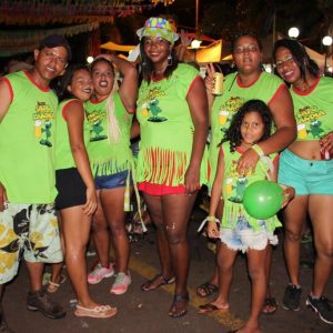 Praça lotada no primeiro dia do Carnaval Santa Vitória 2018 (30) Praça lotada no primeiro dia do Carnaval Santa Vitória 2018 (30)