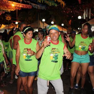Praça lotada no primeiro dia do Carnaval Santa Vitória 2018 (31) Praça lotada no primeiro dia do Carnaval Santa Vitória 2018 (31)