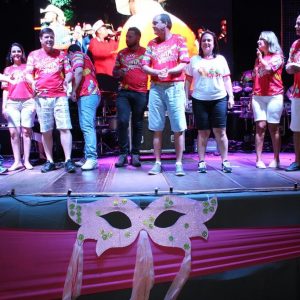 Praça lotada no primeiro dia do Carnaval Santa Vitória 2018 (32) Praça lotada no primeiro dia do Carnaval Santa Vitória 2018 (32)