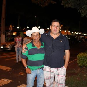 Praça lotada no primeiro dia do Carnaval Santa Vitória 2018 (38) Praça lotada no primeiro dia do Carnaval Santa Vitória 2018 (38)