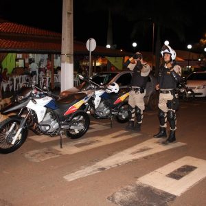 Praça lotada no primeiro dia do Carnaval Santa Vitória 2018 (42) Praça lotada no primeiro dia do Carnaval Santa Vitória 2018 (42)
