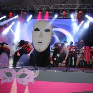 Praça lotada no primeiro dia do Carnaval Santa Vitória 2018 (57) Praça lotada no primeiro dia do Carnaval Santa Vitória 2018 (57)