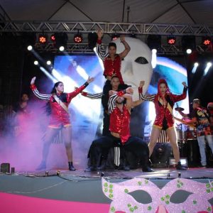 Praça lotada no primeiro dia do Carnaval Santa Vitória 2018 (59) Praça lotada no primeiro dia do Carnaval Santa Vitória 2018 (59)