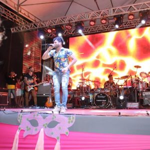 Praça lotada no primeiro dia do Carnaval Santa Vitória 2018 (66) Praça lotada no primeiro dia do Carnaval Santa Vitória 2018 (66)