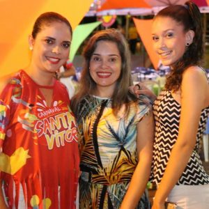 Praça lotada no primeiro dia do Carnaval Santa Vitória 2018 (77) Praça lotada no primeiro dia do Carnaval Santa Vitória 2018 (77)