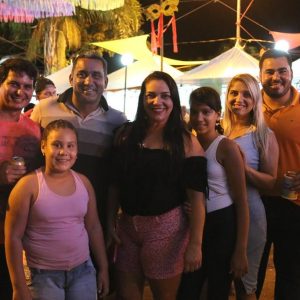 Praça lotada no primeiro dia do Carnaval Santa Vitória 2018 (91) Praça lotada no primeiro dia do Carnaval Santa Vitória 2018 (91)