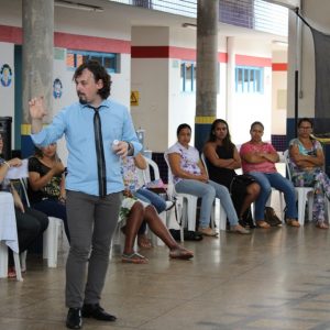Prefeito anuncia construção de quatro salas durante abertura do Curso de Formação Continuada para servidores da educação infantil (33) Prefeito anuncia construção de quatro salas durante abertura do Curso de Formação Continuada para servidores da educação infantil (33)