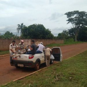 Prefeitura e comunidade mobilizam mutirão de limpeza no distrito de Chaveslândia para reforçar combate contra a Dengue (10) Prefeitura e comunidade mobilizam mutirão de limpeza no distrito de Chaveslândia para reforçar combate contra a Dengue (10)