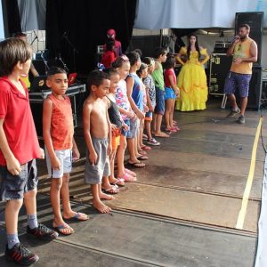 Prefeitura promove matinê para as crianças no Carnaval Santa Vitória 2018 (25) Prefeitura promove matinê para as crianças no Carnaval Santa Vitória 2018 (25)