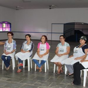 Artesanato em fibras naturais é tema de curso em Santa Vitória (2) Artesanato em fibras naturais é tema de curso em Santa Vitória (2)