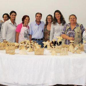 Artesanato em fibras naturais é tema de curso em Santa Vitória (3) Artesanato em fibras naturais é tema de curso em Santa Vitória (3)