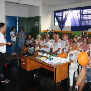 CIFE promove ação de conscientização no Dia Mundial da Incontinência Urinária CIFE promove ação de conscientização no Dia Mundial da Incontinência Urinária