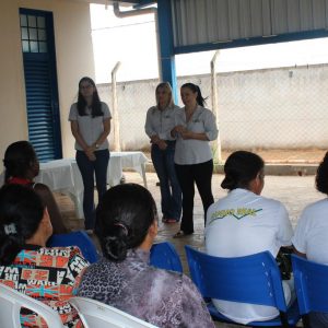 CRAS Geni Braga da Silva realiza reuniões mensais com os beneficiários do Programa Bolsa Família CRAS Geni Braga da Silva realiza reuniões mensais com os beneficiários do Programa Bolsa Família