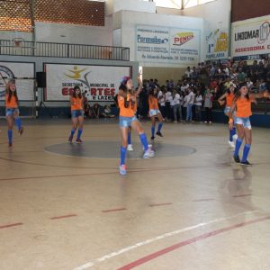 Estudantes de Santa Vitória e autoridades participam da abertura do JEMG (16)