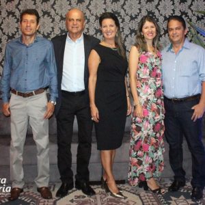 Prefeito, Secretários Municipais e vereador de Santa Vitória recebem Prêmio Top Of Mind 2017