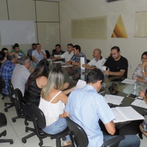 Prefeitura de Santa Vitória, Acisv-CDL e Sindicato Rural viabilizam projeto para fomentar a economia