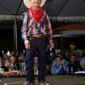 Prefeito e Primeira-Dama prestigiam o tradicional Concurso Garoto e Garota Exposanta 2018 (14) Prefeito e Primeira-Dama prestigiam o tradicional Concurso Garoto e Garota Exposanta 2018 (14)