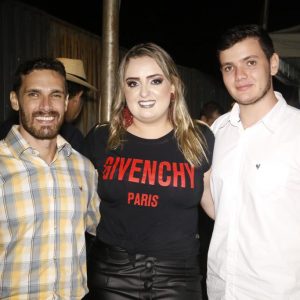 Prefeito e Primeira-Dama prestigiam o tradicional Concurso Garoto e Garota Exposanta 2018 (52) Prefeito e Primeira-Dama prestigiam o tradicional Concurso Garoto e Garota Exposanta 2018 (52)