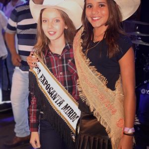 Prefeito e Primeira-Dama prestigiam o tradicional Concurso Garoto e Garota Exposanta 2018 (90) Prefeito e Primeira-Dama prestigiam o tradicional Concurso Garoto e Garota Exposanta 2018 (90)