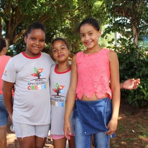 Prefeitura de Santa Vitória realiza Projeto Ação e Cidadania na Praça Marcos Etelvino de Medeiros (30) Prefeitura de Santa Vitória realiza Projeto Ação e Cidadania na Praça Marcos Etelvino de Medeiros (30)