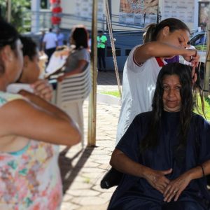 Prefeitura de Santa Vitória realiza Projeto Ação e Cidadania na Praça Marcos Etelvino de Medeiros (40) Prefeitura de Santa Vitória realiza Projeto Ação e Cidadania na Praça Marcos Etelvino de Medeiros (40)