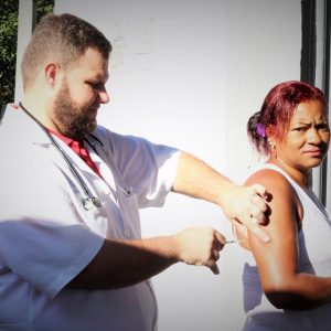 Prefeitura de Santa Vitória realiza Projeto Ação e Cidadania na Praça Marcos Etelvino de Medeiros (45) Prefeitura de Santa Vitória realiza Projeto Ação e Cidadania na Praça Marcos Etelvino de Medeiros (45)