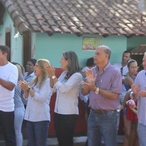 Prefeitura de Santa Vitória realiza Projeto Ação e Cidadania na Praça Marcos Etelvino de Medeiros (66) Prefeitura de Santa Vitória realiza Projeto Ação e Cidadania na Praça Marcos Etelvino de Medeiros (66)