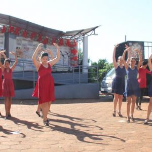 Prefeitura de Santa Vitória realiza Projeto Ação e Cidadania na Praça Marcos Etelvino de Medeiros (80) Prefeitura de Santa Vitória realiza Projeto Ação e Cidadania na Praça Marcos Etelvino de Medeiros (80)