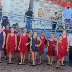 Prefeitura de Santa Vitória realiza Projeto Ação e Cidadania na Praça Marcos Etelvino de Medeiros (82) Prefeitura de Santa Vitória realiza Projeto Ação e Cidadania na Praça Marcos Etelvino de Medeiros (82)