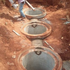 Prefeitura instala fossa séptica na Escola Municipal Rural Nossa Senhora das Graças (6) Prefeitura instala fossa séptica na Escola Municipal Rural Nossa Senhora das Graças (6)