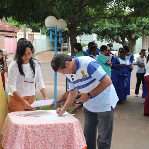 Secretaria de Educação e Cultura promove II Visita Patrimonial à Biblioteca Municipal (10) Secretaria de Educação e Cultura promove II Visita Patrimonial à Biblioteca Municipal (10)