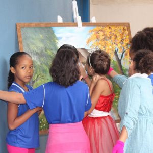 Secretaria de Educação e Cultura promove II Visita Patrimonial à Biblioteca Municipal (11) Secretaria de Educação e Cultura promove II Visita Patrimonial à Biblioteca Municipal (11)