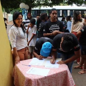 Secretaria de Educação e Cultura promove II Visita Patrimonial à Biblioteca Municipal (5) Secretaria de Educação e Cultura promove II Visita Patrimonial à Biblioteca Municipal (5)